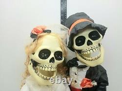 Ghoul Newly Deads Bride & Groom Skeletons Light Up Move Sing I Got You Babe