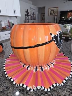 Glitterville Punchie Punch Bowl Jack-o-lantern Halloween Pumpkin Department 56 Glitterville Punchie Punch Bowl Jack-o-lantern Halloween Pumpkin Department 56