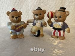 HUGE Lot of 85+ Cherished Teddies Enesco Figurines with Backdrops, Pins, Etc-AS IS HUGE Lot of 85+ Cherished Teddies Enesco Figurines with Backdrops, Pins, Etc-AS IS