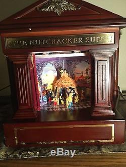 HUGE SALE! 2001 MR. CHRISTMASTHE NUTCRACKER SUITEWithTCHAIKOVSKY BALLET