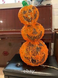 Halloween Spun Spaghetti Plastic Pumpkin Jack o Lantern Lights Up stack of 3