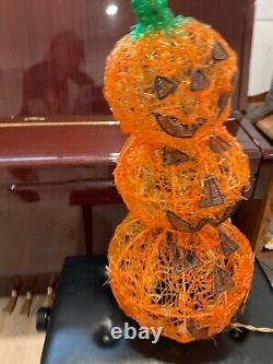 Halloween Spun Spaghetti Plastic Pumpkin Jack o Lantern Lights Up stack of 3