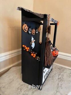 Halloween Stall Accessory for Byers Choice Awesome