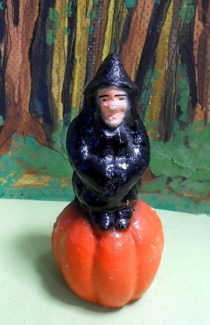 Halloween Usa Witch On Pumpkin Mache Candy Container