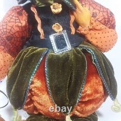 Halloween Witch Anthropomorphic Pumpkin Head Sitting Doll Undead Horror Rare