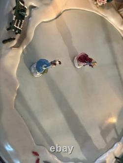 Holiday Skaters Skating Pond Lights Music Box WORKS Complete With Manual
