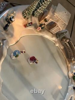 Holiday Skaters Skating Pond Lights Music Box WORKS Complete With Manual