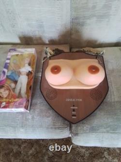 Jingle Jugs Wall Rack Christmas Holiday Funny Vintage Music Motion Activated