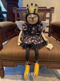 Joe Spencer Gathered Traditions Buzzy & Betty Bee Couple New for 2026