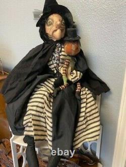 Joe Spencer Phoebe Witch with Pumpkin Doll -Gathered Traditions/Gallerie II