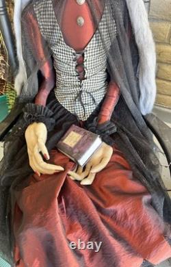 Joe Spencer Xlarge lWinnie Halloween Fabric Doll Gathered Traditions. READ