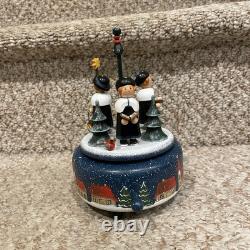 Kathe Wohlfahrt Carolers Music Box Multicolor Christmas Decoration VERY RARE Kathe Wohlfahrt Carolers Music Box Multicolor Christmas Decoration VERY RARE