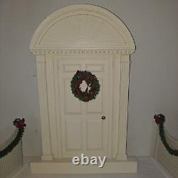 Large Vintage Byers Choice LTD The Carolers Front Door Wreath 1992 With2 Fences