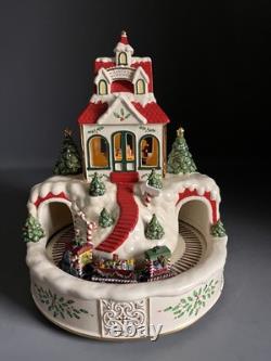 Lenox Holiday Santa's Workshop Toyland Lighted Train Musical Centerpiece