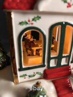 Lenox Holiday Santa's Workshop Toyland Lighted Train Musical Centerpiece