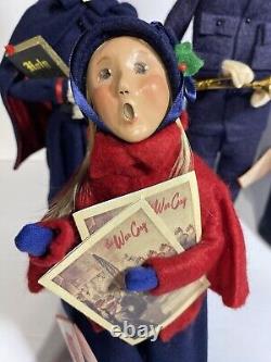 Lot Of Five Buyers Choice Caroler Dolls The Salvation Army Series 90's Christmas