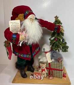 Lynn Haney 2000 Santa Christmas Morning Surprise #1090 Handmade and Signed