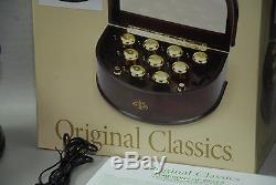 MINT Mr. Christmas Symphony of Bells Heirloom Quality Music Box Gold Label 50 So
