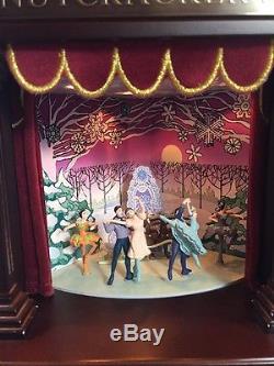 MR CHRISTMAS Gold Label NUTCRACKER SUITE BALLET Animated Wood Music Box 2005
