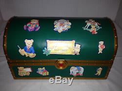 MR. CHRISTMAS Santa's Musical Toy Chest Plays 35 Carols Animated 1994