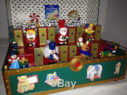 MR. CHRISTMAS Santa's Musical Toy Chest Plays 35 Carols Animated 1994