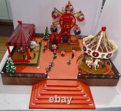 Maisto Santa's Holiday Wonderland Amusement Park Animated Iluminated 1998 -WORKS