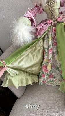 Mark Roberts Collectible Cat Beauty. 23.5. Easter Spring Shopping Cat