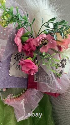 Mark Roberts Collectible Cat Beauty. 23.5. Easter Spring Shopping Cat