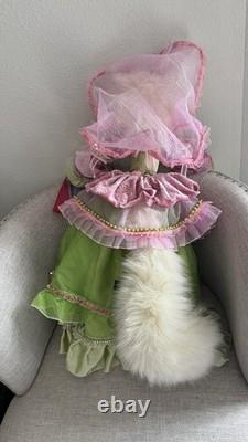 Mark Roberts Collectible Cat Beauty. 23.5. Easter Spring Shopping Cat