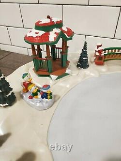 Mickey's Holiday Skaters Christmas Village Works Complete