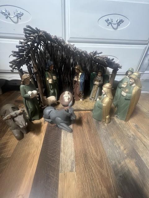 Midwest Imports, Carved Wood 11 Pc Large Nativity Set With Manger