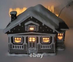 Midwest of Cannon Falls Baker Street Bungalow Christmas Gingerbread Lighted Hous