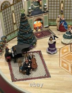 Mr. Christmas 1996 Holiday Waltz Musical Dancing Couples With50 Songs Working
