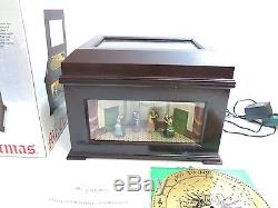 Mr Christmas Animated Holiday Symphonium Wood Music Box With 16 Disks