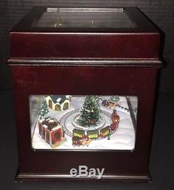 Mr. Christmas Animated Symphony of Bells with Moving Train Plays 50 Songs 2011 CIB