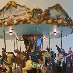 Mr. Christmas Country Fair Carousel Llights Up & Plays 30 Songs GREAT