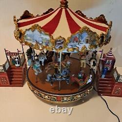 Mr. Christmas Country Fair Carousel Llights Up & Plays 30 Songs GREAT