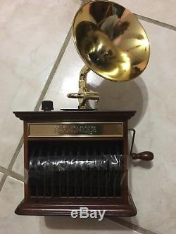 Mr. Christmas Harmonique Gramophone Turntable 12 Songs Music Box