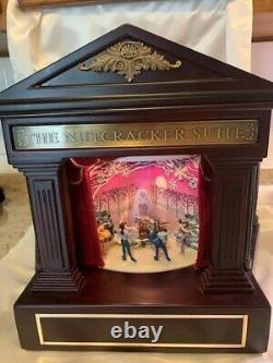 Mr. Christmas Heirloom Nutcracker Suite Ballet Stage Action Music Box