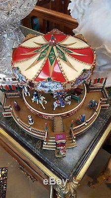 Mr. Christmas Holiday Carousel LIGHTS UP & TURNS Horses go UP/DOWN 30 Songs