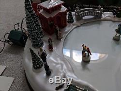 Mr Christmas Holiday Skaters Victorian Animated Musical Display Complete