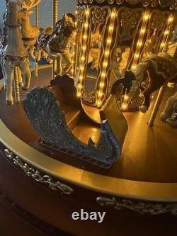 Mr. Christmas Marque Deluxe Carousel Animated Musical 40 Songs Beauty Mr. Christmas Marque Deluxe Carousel Animated Musical 40 Songs Beauty