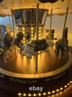 Mr. Christmas Marque Deluxe Carousel Animated Musical 40 Songs Beauty Mr. Christmas Marque Deluxe Carousel Animated Musical 40 Songs Beauty