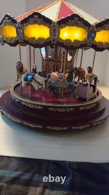 Mr. Christmas Marquee Deluxe Carousel LRG 100 Lights 40 Songs EUC Tested Works