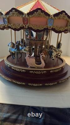 Mr. Christmas Marquee Deluxe Carousel LRG 100 Lights 40 Songs EUC Tested Works