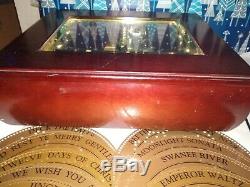 Mr. Christmas Musical Bell Symphonium Music Box W 16 Discs