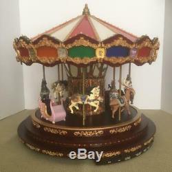 Mr Christmas Royal Marquee Deluxe Grand Carousel 901593