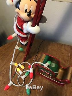 Mr Christmas STEPPING MICKEY MOUSE Sleigh & Ladder Plays Music Disney Musical