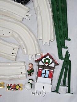 Mr. Christmas Santa's Ski Slope with Box Working