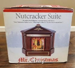 Mr Christmas The Nutcracker Suite Ballet Musical Moving Scenes Carousel Works